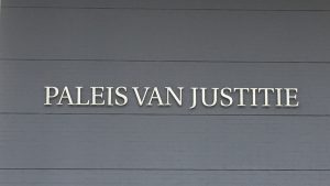 Paleis van Justitie (foto: Sten Cok)