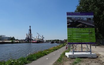 Bouw Koningin Maximabrug op de grens van Koudekerk a/d Rijn en Alphen a/d Rijn